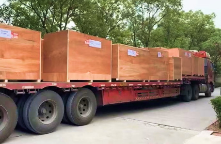 設(shè)備經(jīng)過出廠檢驗(yàn)即將遠(yuǎn)跨重洋